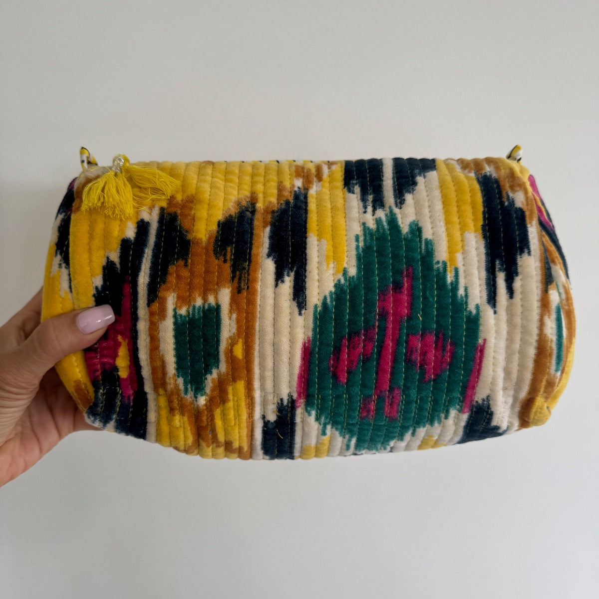 Velveta Pouch