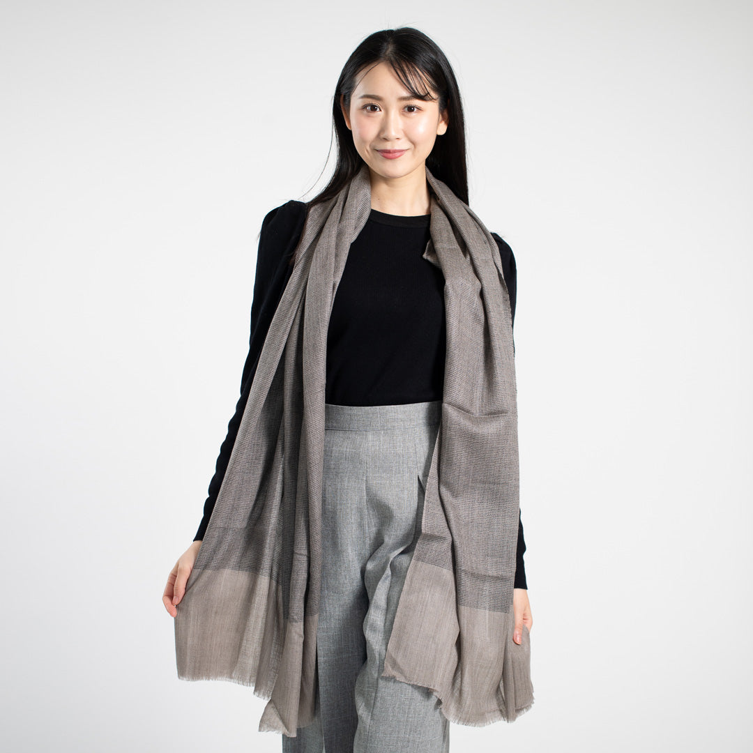 新発売 カシミアストール（グレー） 小物