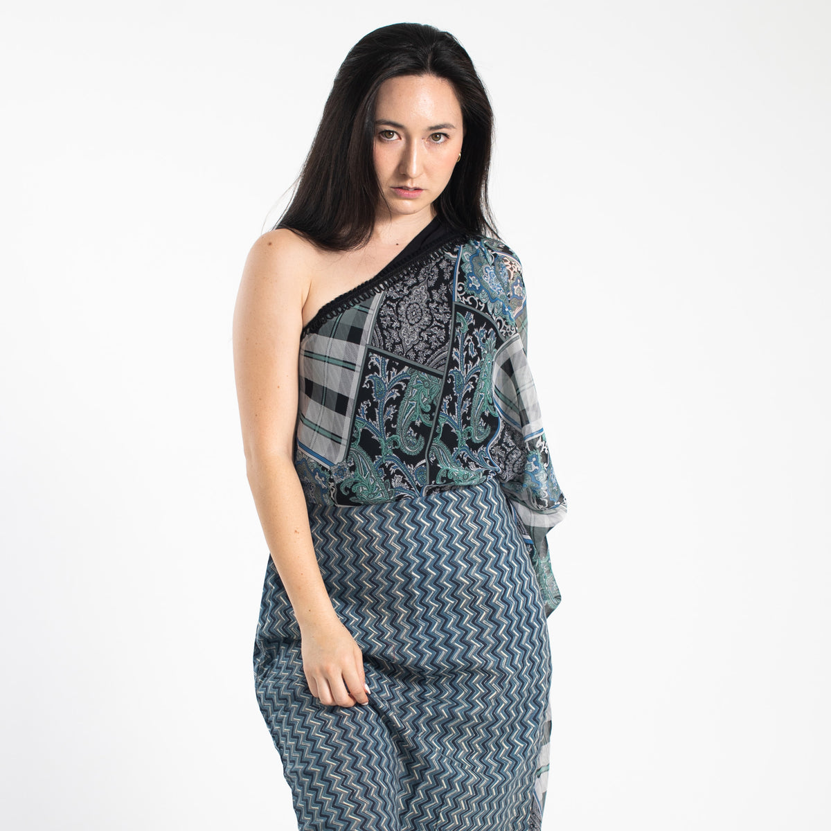 Georgette dress (with one-shoulder cut-and-sew) Blue