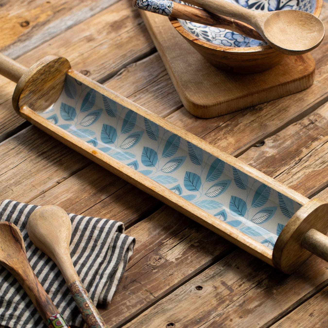 Elevate Your Dining with Exquisite Wooden Bowls from Abundance India Shop