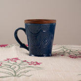 Neela Kopi Mug with Lid