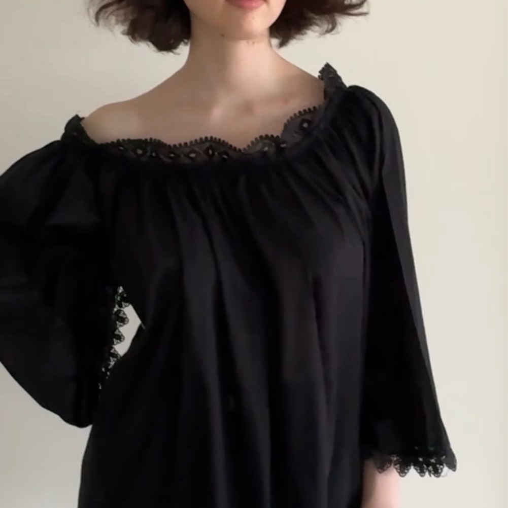 Leena Off-Shoulder Top